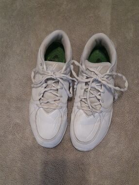 Varsity Huddle Cheer Shoes Women's Size 10